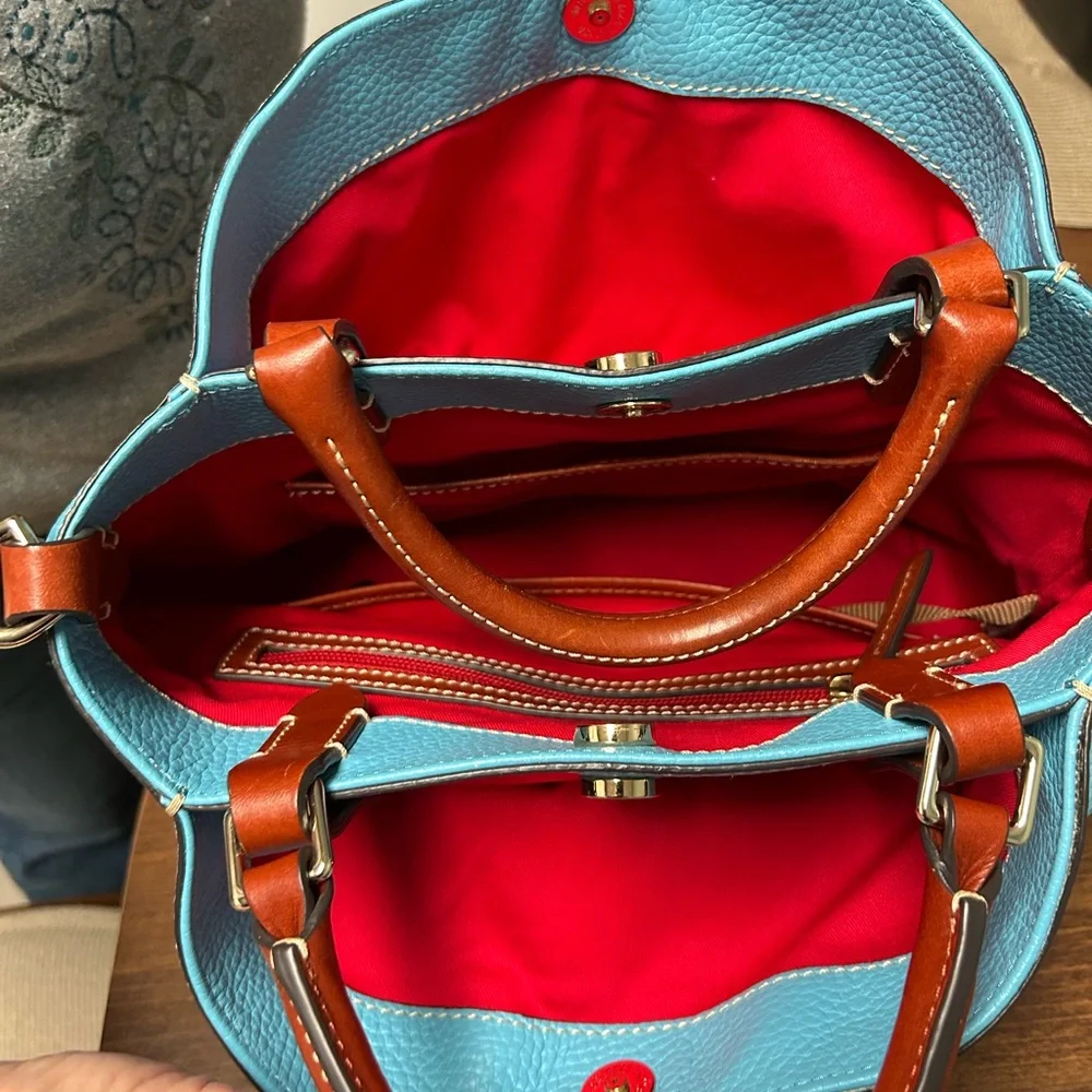 Dooney & Bourke Lucca Leather Barlow Bag - Picture 10 of 10